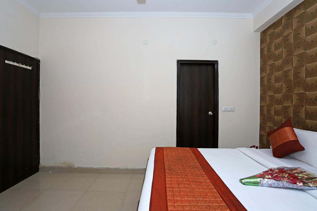 Hotel Avalon New Delhi Extérieur photo