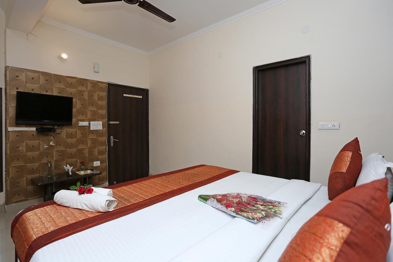 Hotel Avalon New Delhi Extérieur photo