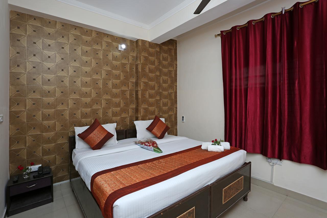 Hotel Avalon New Delhi Extérieur photo