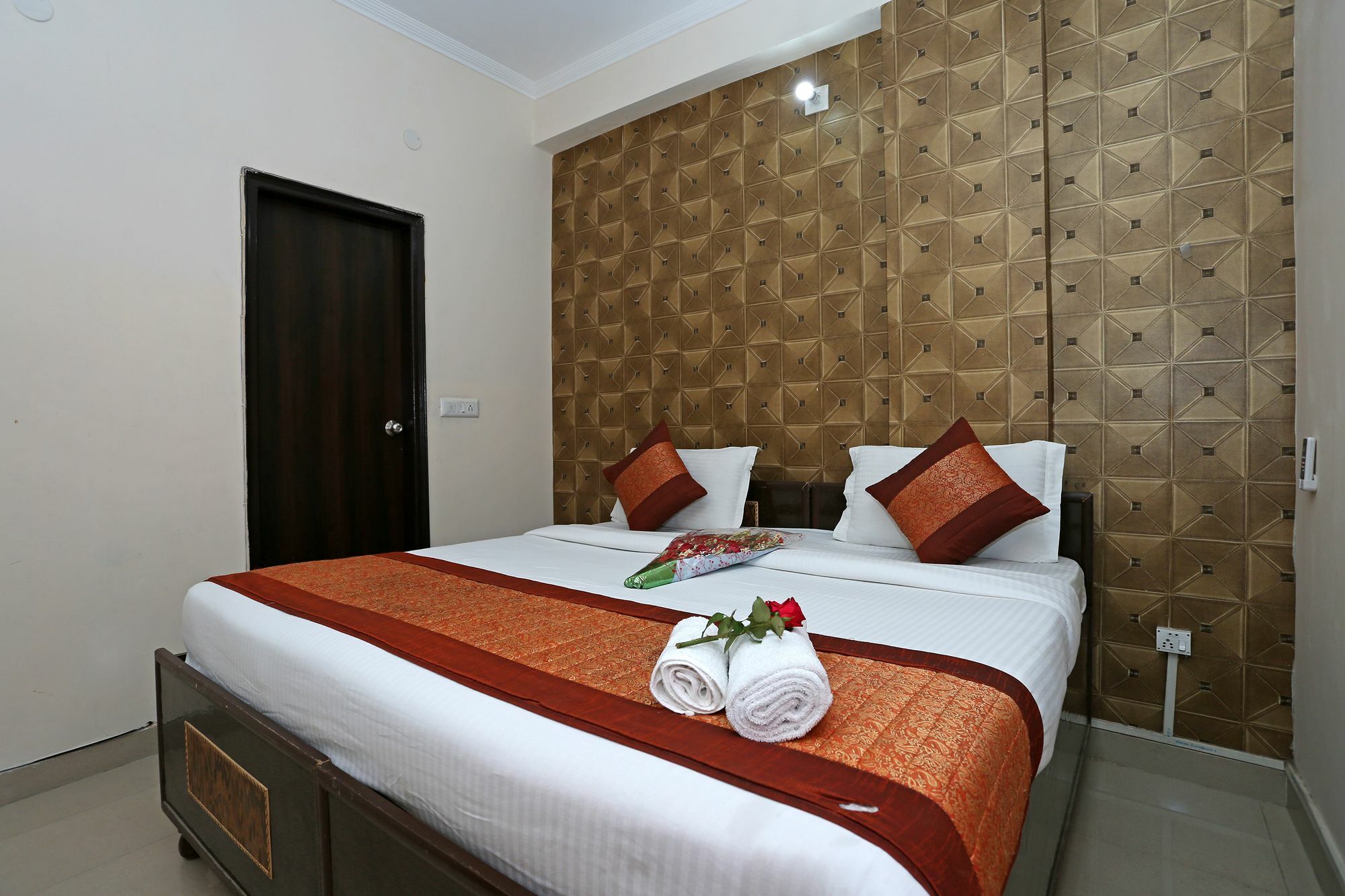 Hotel Avalon New Delhi Extérieur photo